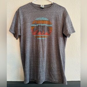 Sacramento California Vintage Style Graphic Tee Heather Gray Size L